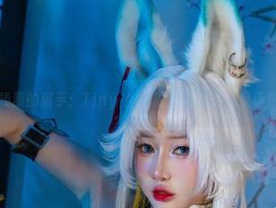 令人捧腹的纲手：Tiny Asa的写真集资源我承包啦！
